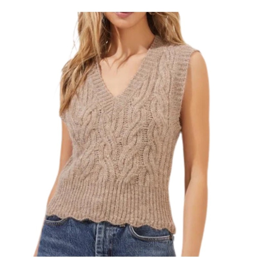 ASTR the Label Taupe Cable Knit Eyelet V-Neck Sweater Vest Medium